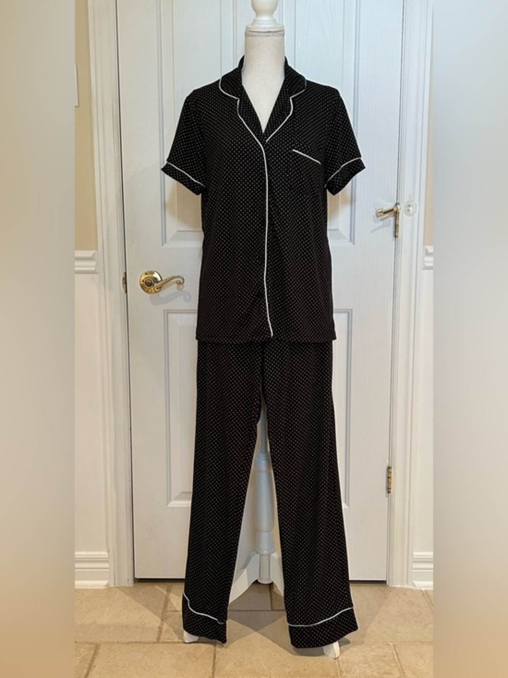 NICOLE MILLER NY Women 2 Pieces Pyjama, Black, White Polka Dots & Piping, Medium